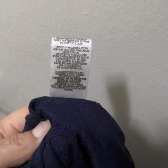 PELOTON Navy Blue Long Sleeved Stretch Pullover  Sweatshirt Crew Neck Very XL - Picture 9 of 11